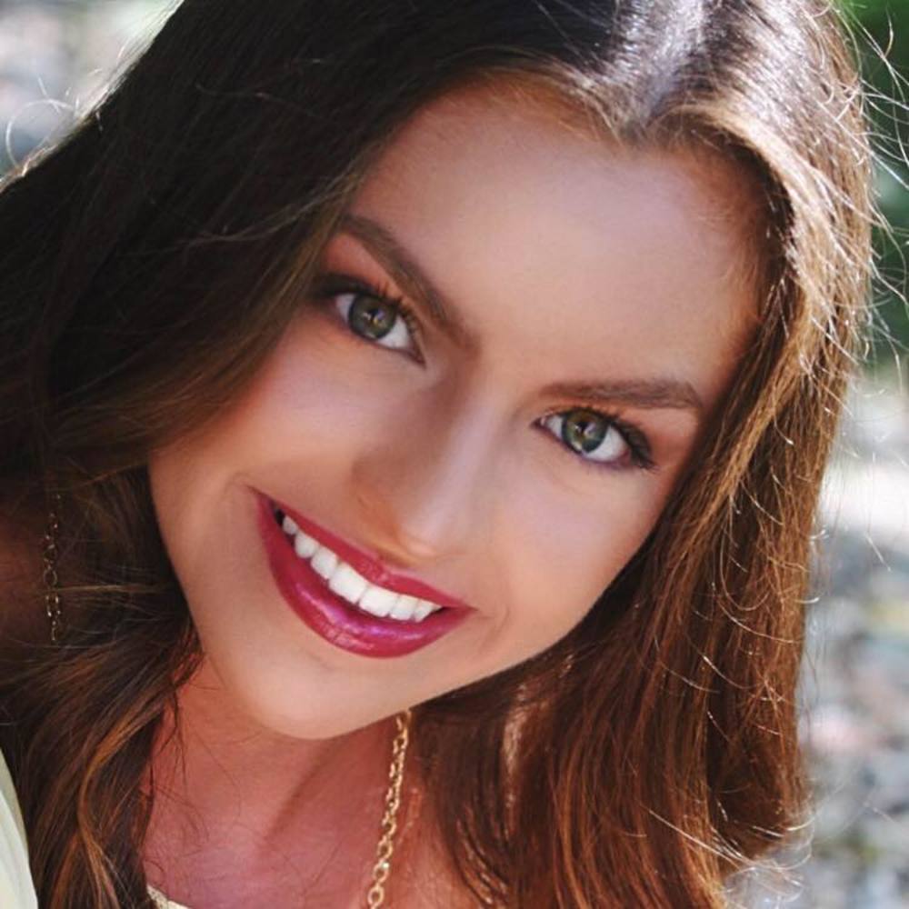 Meet your Posher, Sophia